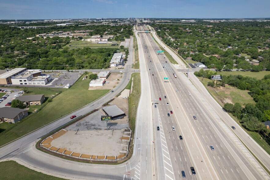 More Photos Of 636 W Tarrant Rd, Grand Prairie General Retail For Lease