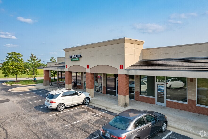 More Photos Of 14401 W Metcalf Ave, Overland Park Unknown For Lease
