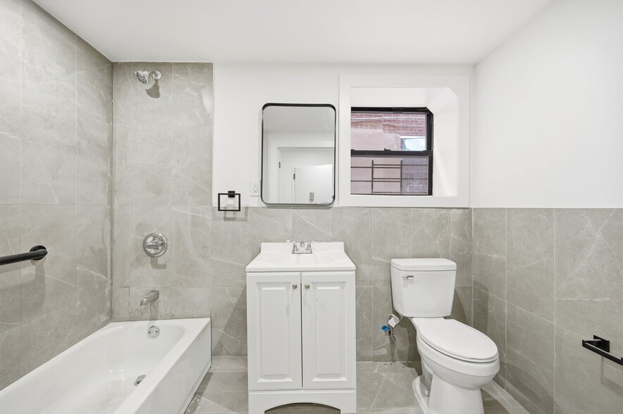 More Photos Of 2152 Muliner Ave, Bronx Apartments For Sale