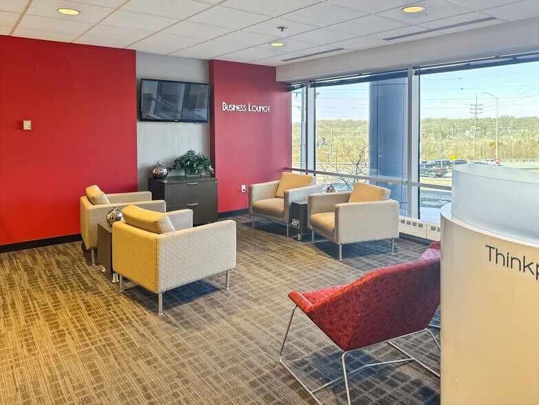 More Photos Of 3636 S Geyer Rd, Sunset Hills Coworking Space