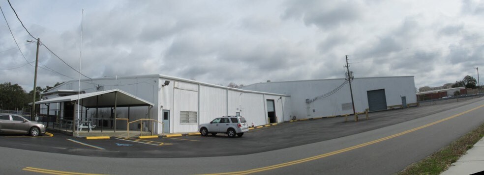 More Photos Of 8409 W Crystal St, Crystal River Manufacturing For Sale