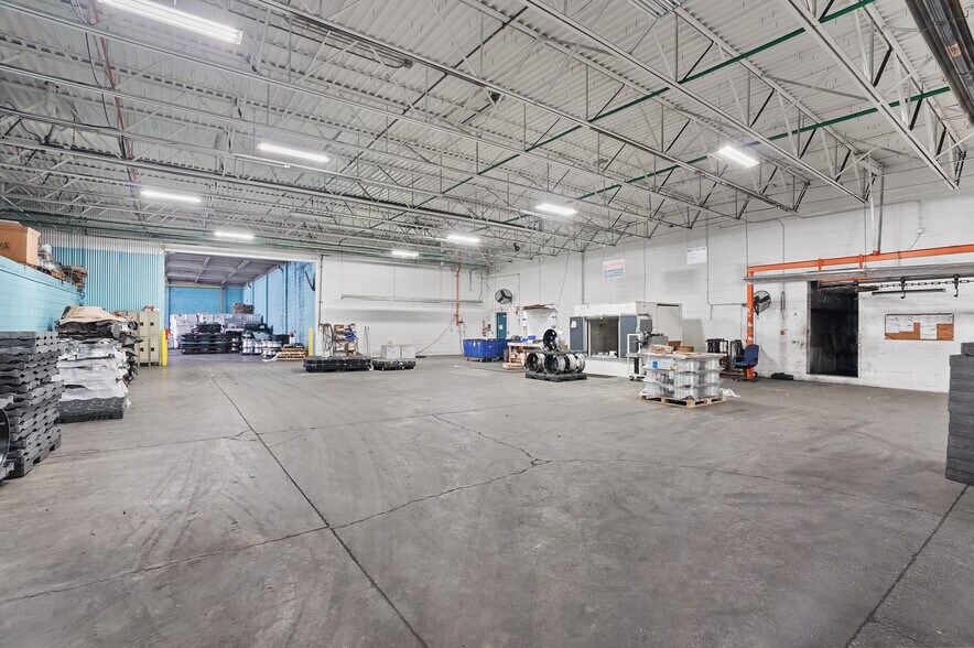 More Photos Of 8525 Clinton Rd, Brooklyn Warehouse For Sale