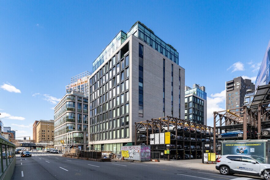 More Photos Of 155 10th Ave, New York Apartments For Lease