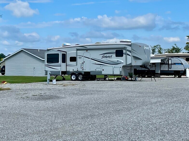 More Photos Of 8460 Farthing Rd, Vernon Manufactured Housing Mobile Home Park For Sale