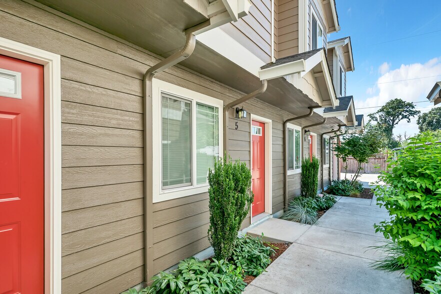 More Photos Of 540 W 3rd Ave, Junction City Apartments For Sale