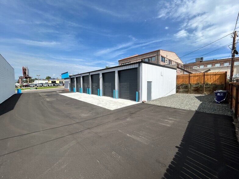 More Photos Of 3470 S Federal Blvd, Sheridan Auto Repair For Lease