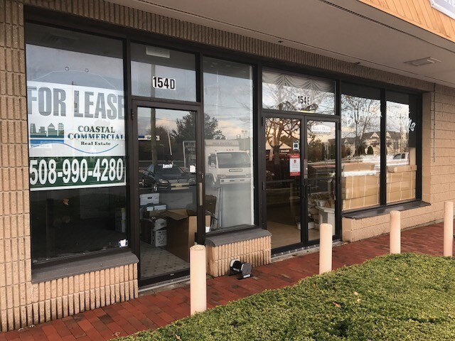 More Photos Of 154 Faunce Corner Rd, North Dartmouth Storefront Retail Office For Lease