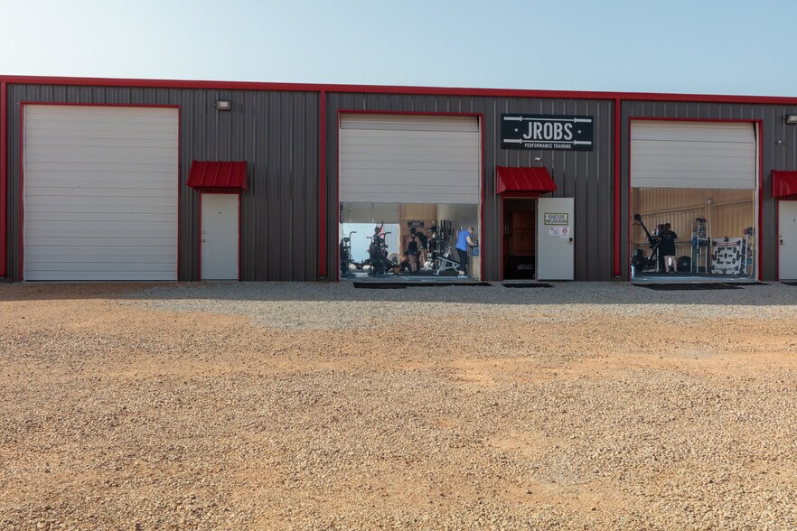 More Photos Of 3882 S Highway 287, Decatur Light Manufacturing For Lease
