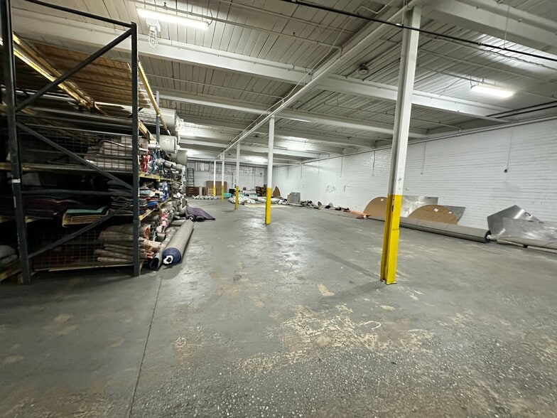 More Photos Of 1007 Lexington Ave, Salisbury Manufacturing For Sale