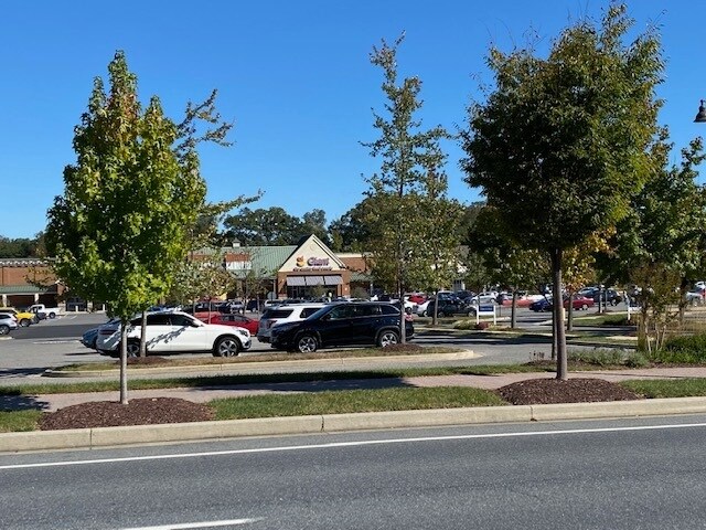 More Photos Of 3512 Worthington Blvd, Urbana General Retail For Lease