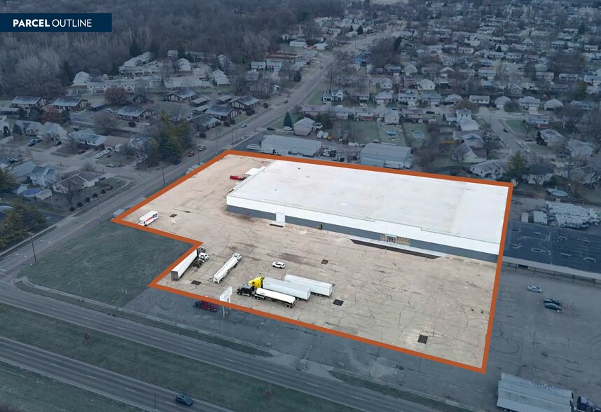 More Photos Of 4680 Caprice Dr, Middletown Warehouse For Lease