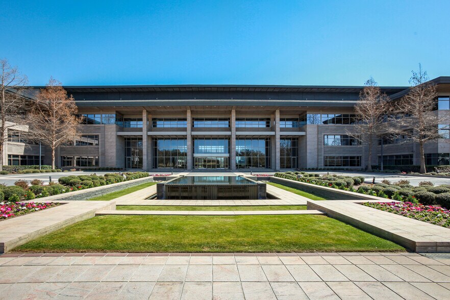 Primary Photo Of 5959 Las Colinas Blvd, Irving Office For Lease