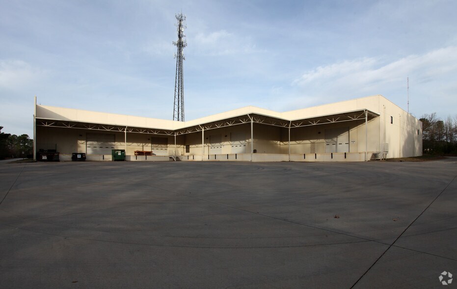 More Photos Of 1051 Schieffelin Rd, Apex Office For Lease