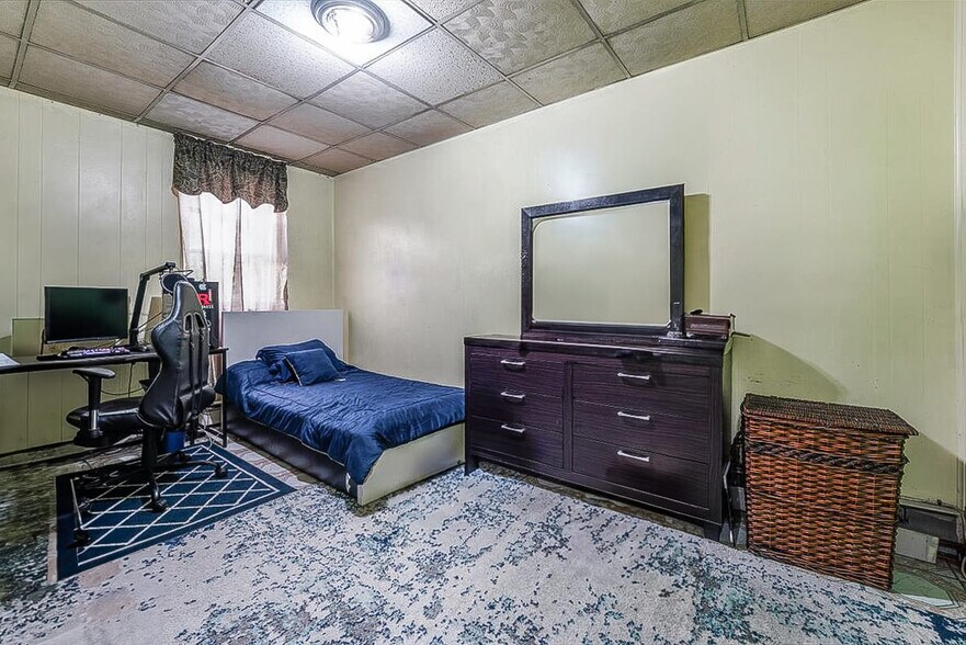 More Photos Of 113 34th St, Union City Apartments For Sale