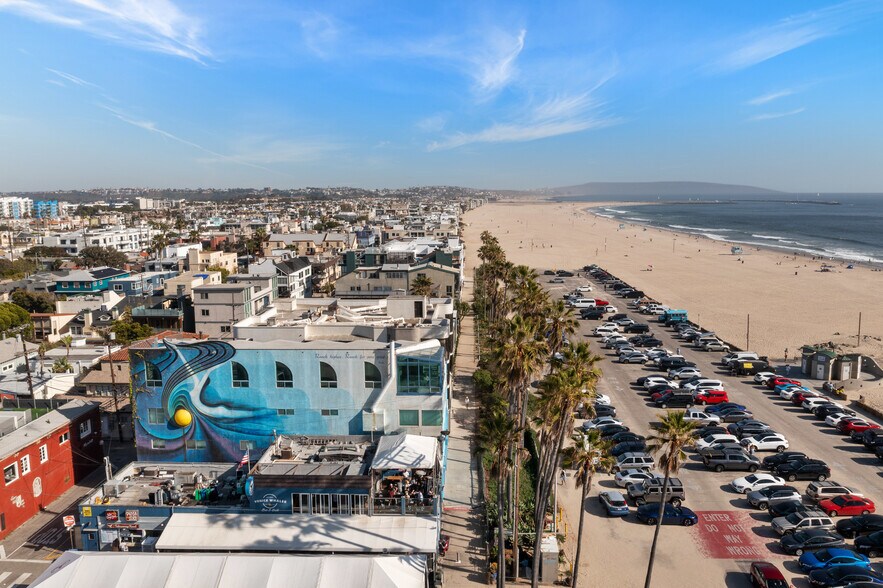 More Photos Of 3111 Ocean Front Walk, Marina Del Rey Apartments For Sale