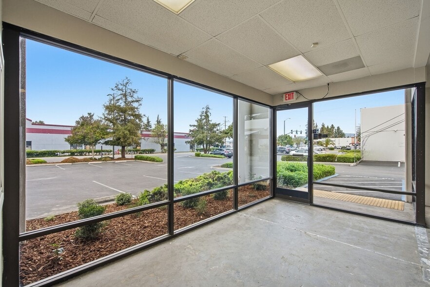 More Photos Of 570 Parrott St, San Jose Warehouse For Lease
