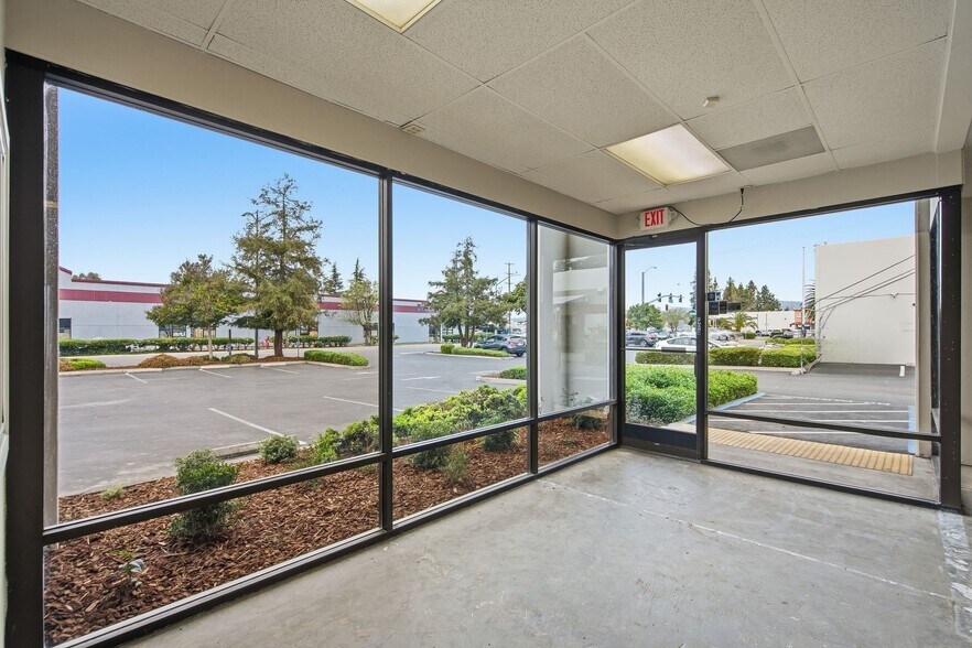 More Photos Of 570 Parrott St, San Jose Warehouse For Lease