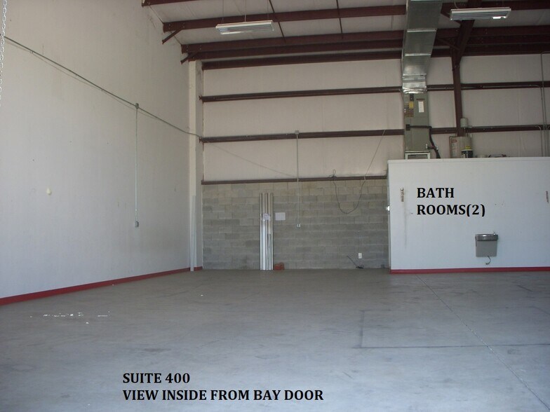 More Photos Of 245 Gus Hipp Blvd, Rockledge Warehouse For Lease