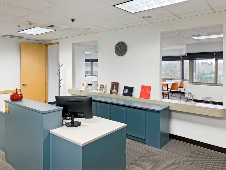 More Photos Of 2815 2nd Ave, Seattle Coworking Space