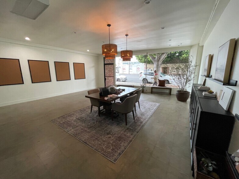 More Photos Of 1610 W Magnolia Blvd, Burbank Storefront For Sale