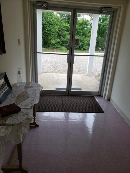 More Photos Of 1325 Shady Grove Rd, Williston Religious Facility For Sale