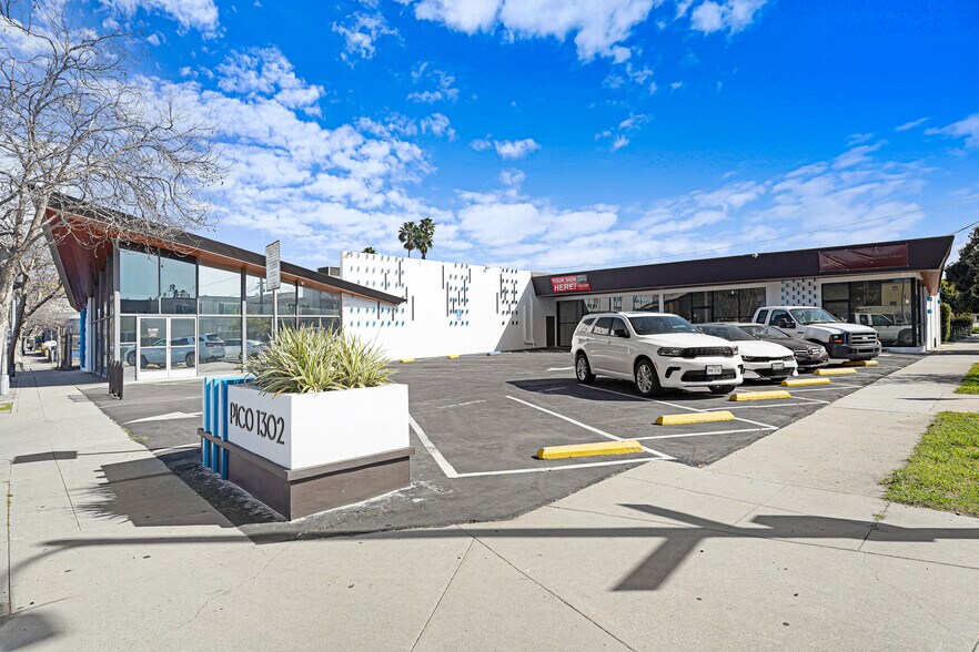 More Photos Of 1302-1308 Pico Blvd, Santa Monica Freestanding For Lease