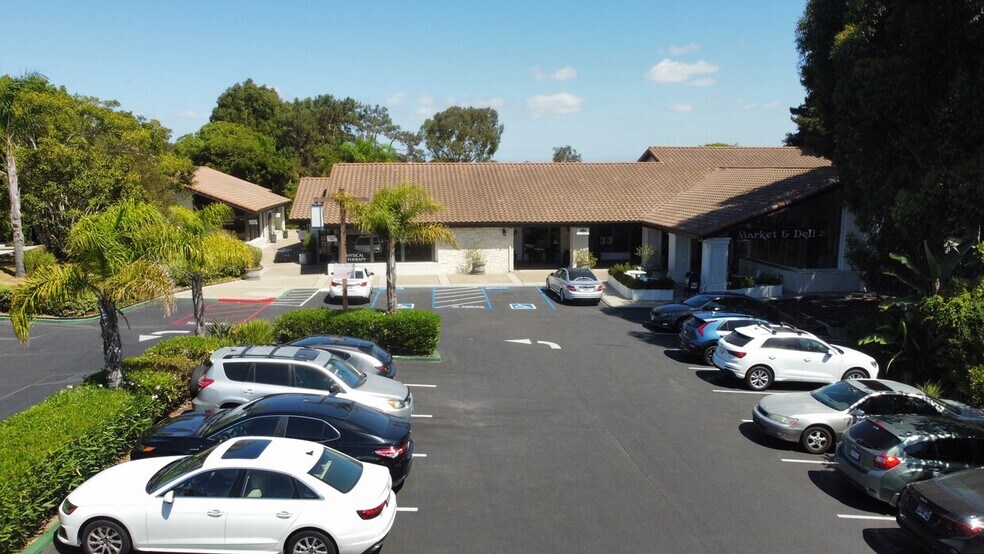 More Photos Of 6435-6437 Caminito Blythefield, La Jolla General Retail For Lease
