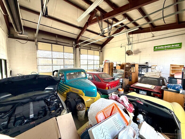 More Photos Of 5745 Independence St, Arvada Auto Repair For Sale