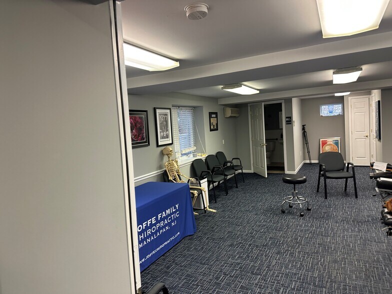 More Photos Of 61 Pease Rd, Manalapan Township Medical For Sale