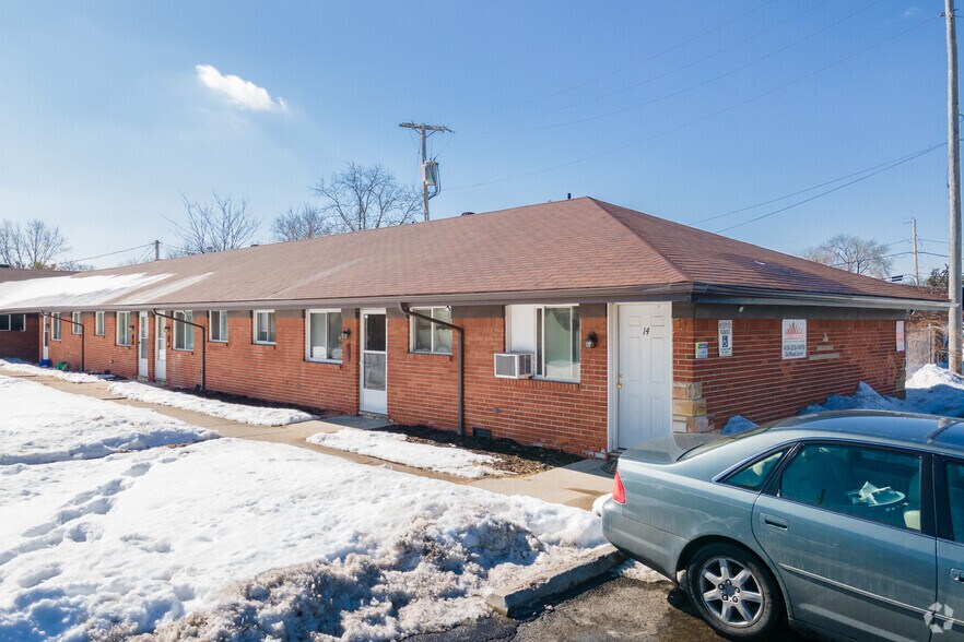 Primary Photo Of 4337 Hill Ave, Toledo Apartments For Sale