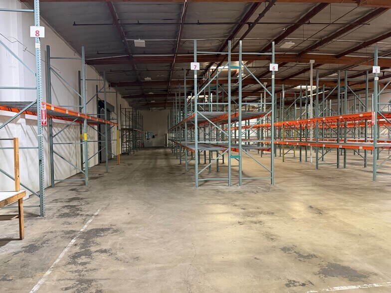 More Photos Of 2105 Edwards Ave, South El Monte Showroom For Lease