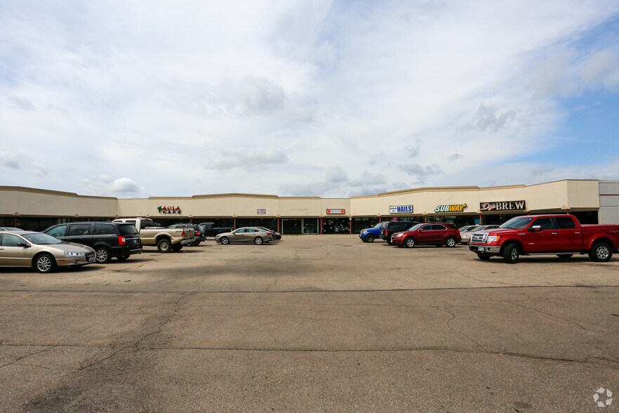 More Photos Of 2015-2061 Harshman Rd, Dayton Unknown For Lease