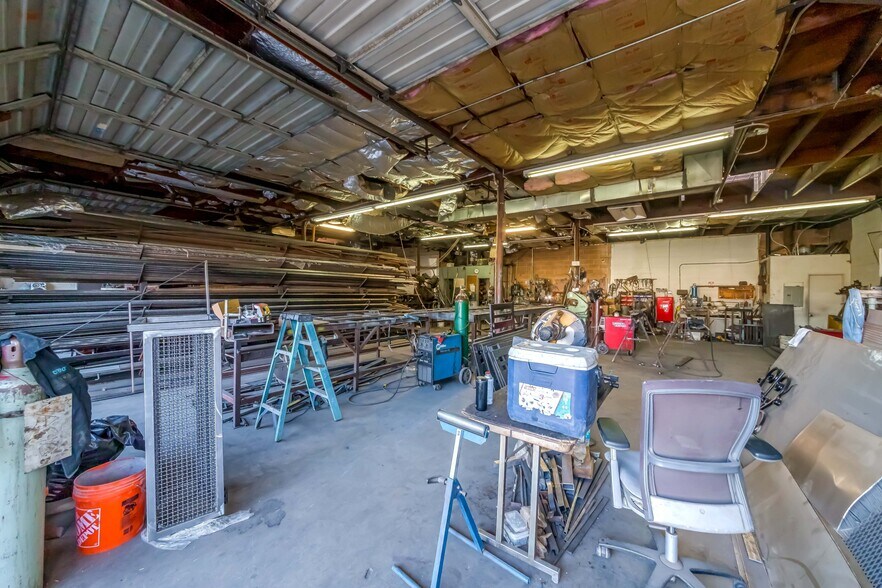 More Photos Of 2292 Cabrera Ave, San Bernardino Manufacturing For Sale