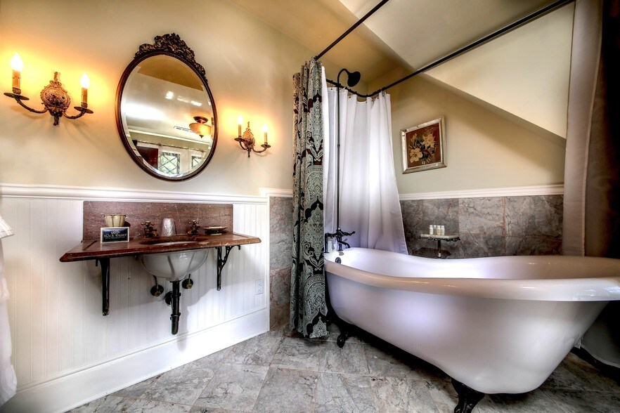 More Photos Of 288 Montford Ave, Asheville Hospitality For Sale