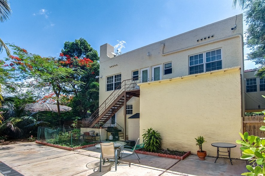 More Photos Of 2630 Natoma St, Coconut Grove Apartments For Sale