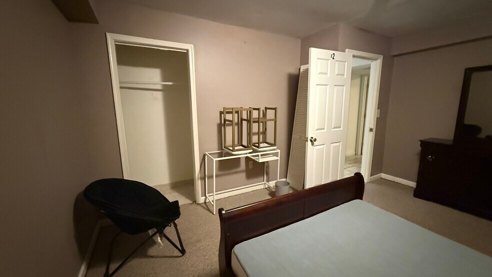 More Photos Of 5212 Astor Pl SE, Washington Assisted Living For Lease
