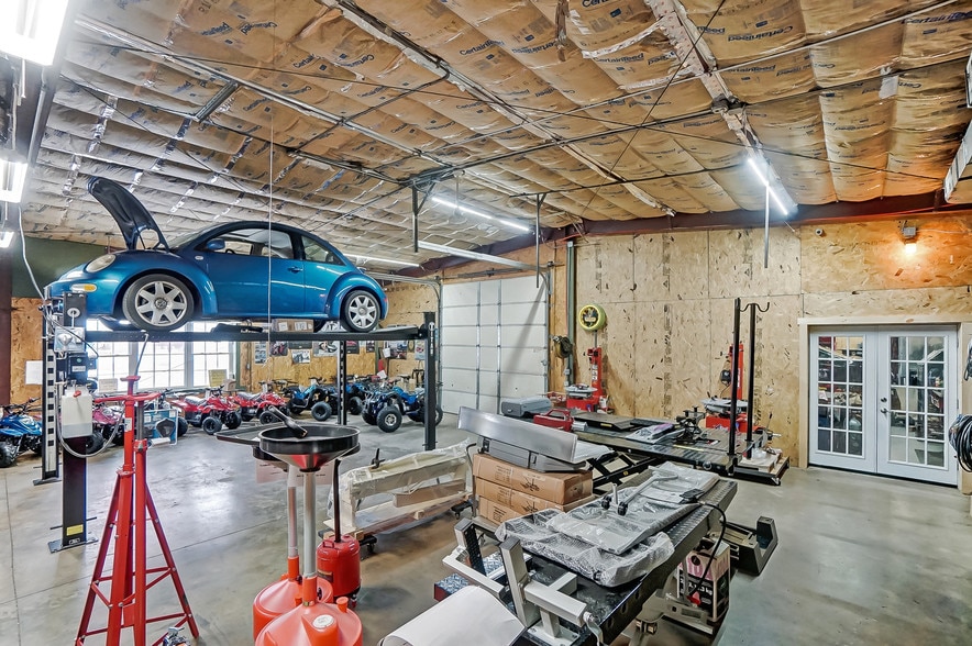 More Photos Of 3245 Piqua Troy Rd, Troy Light Distribution For Sale