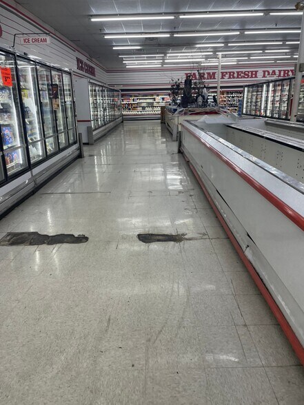 More Photos Of 815 N Rock St, Sheridan Unknown For Lease