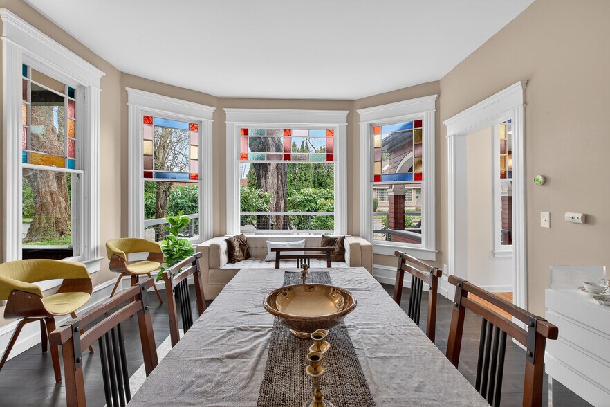 More Photos Of 1310 Ellsworth St, Bellingham Multifamily For Sale