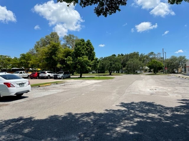 More Photos Of 600 8th Ave W, Palmetto Office For Sale
