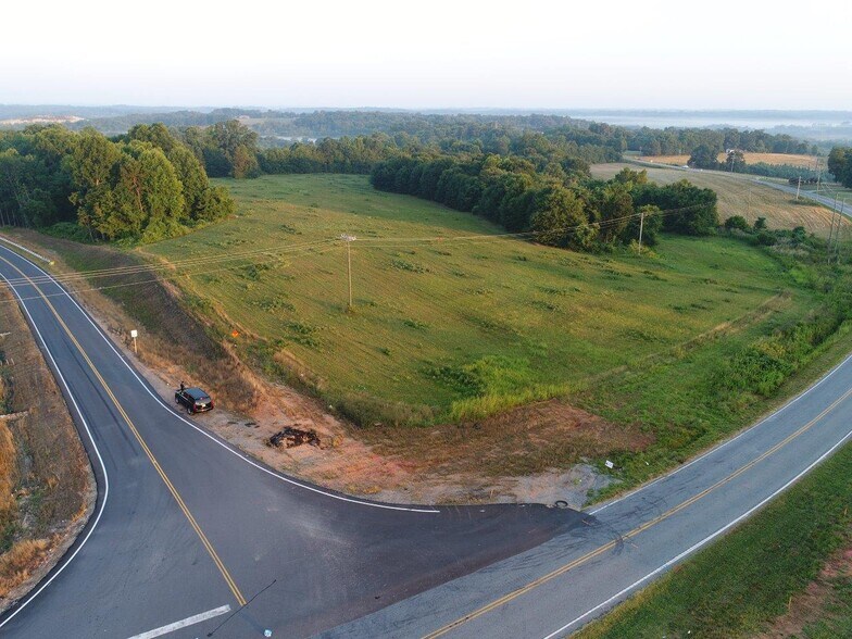 More Photos Of N Mountain St, Blacksburg Land For Sale