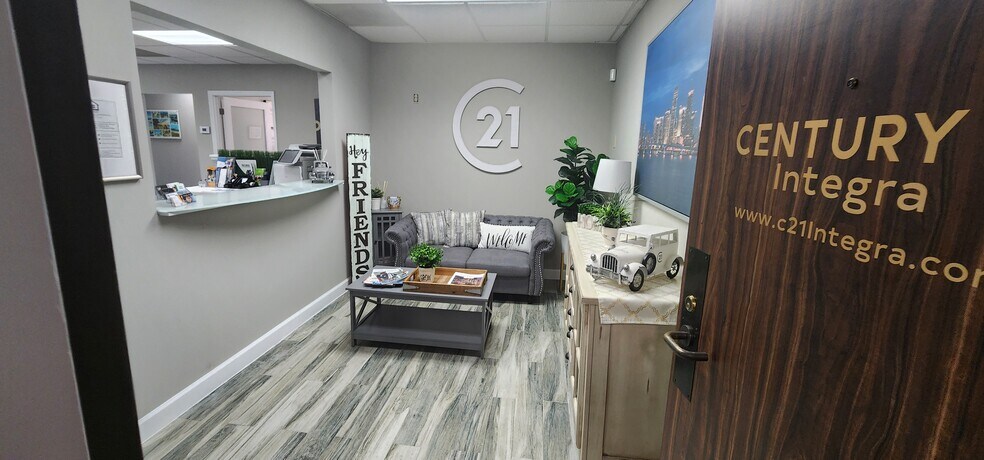 More Photos Of 9050 Pines Blvd, Pembroke Pines Coworking Space