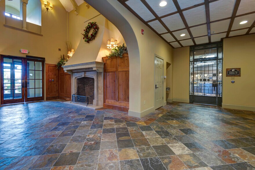 More Photos Of 1531 E Bradford Pky, Springfield Medical For Sale