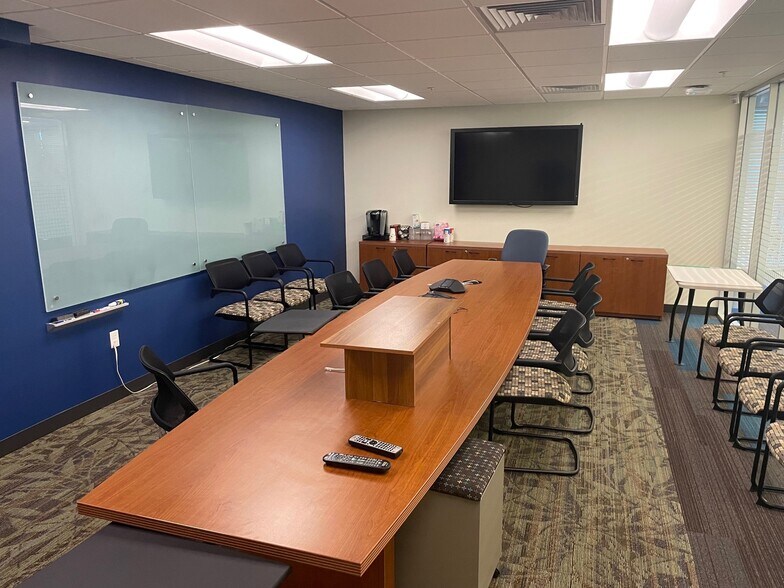 More Photos Of 8333 Bryan Dairy Rd, Largo Office For Sale