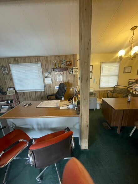 More Photos Of 4907 S Main St, Roswell Auto Dealership For Sale