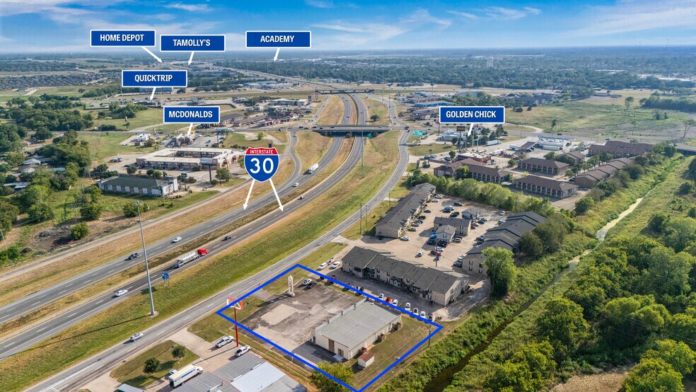 More Photos Of 1118 Interstate Highway 30, Greenville Storefront Retail Office For Lease