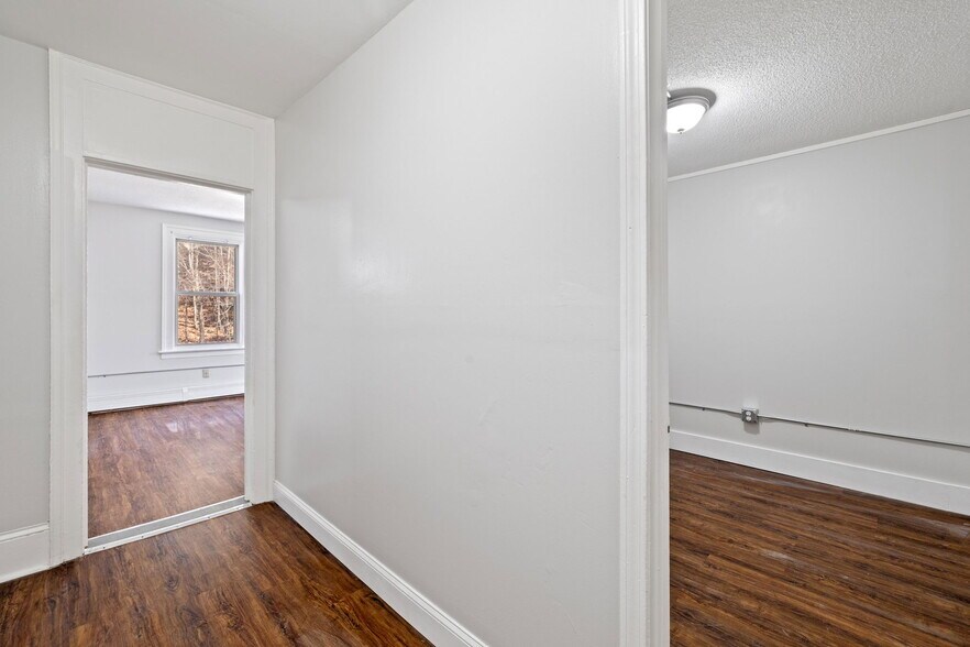 More Photos Of 524 Sunapee St, Newport Apartments For Sale