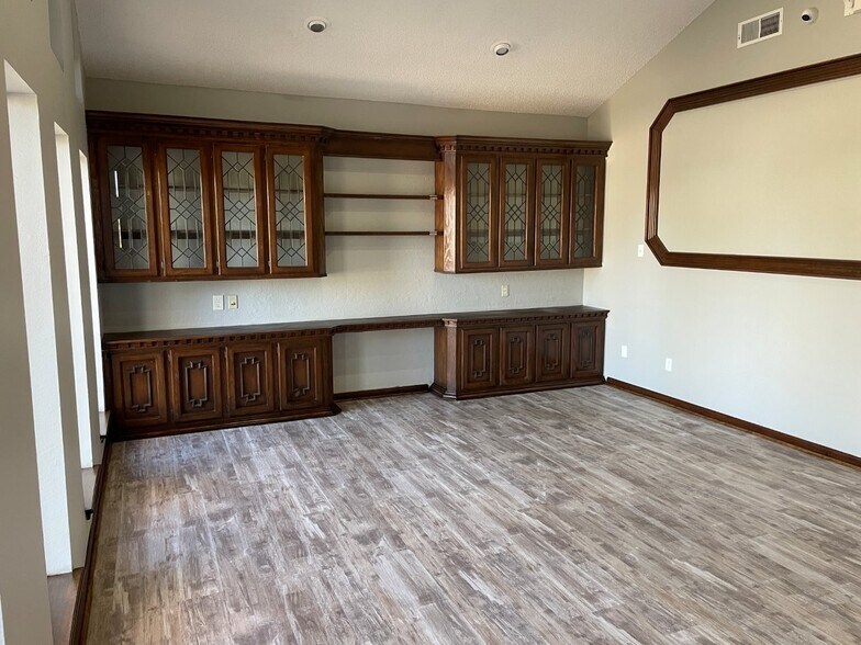 More Photos Of , Spring Unknown For Sale