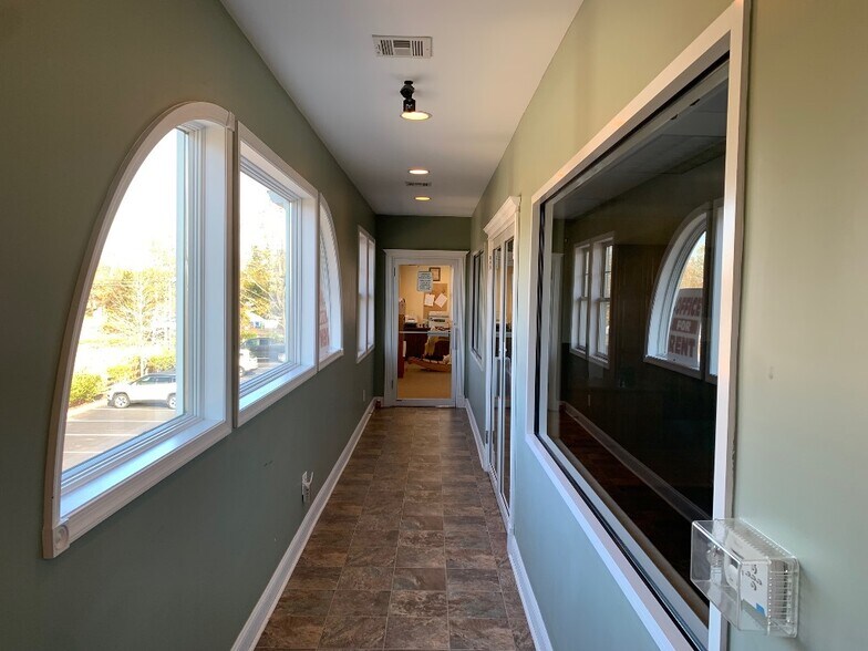 More Photos Of 112 Giffordtown Ln, Little Egg Harbor General Retail For Lease