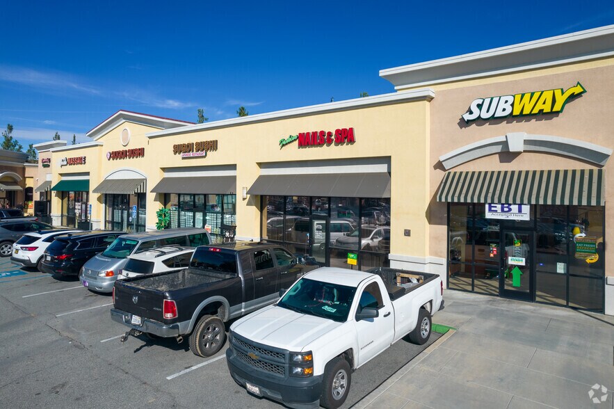 More Photos Of Oak Valley Pky, Beaumont Unknown For Lease